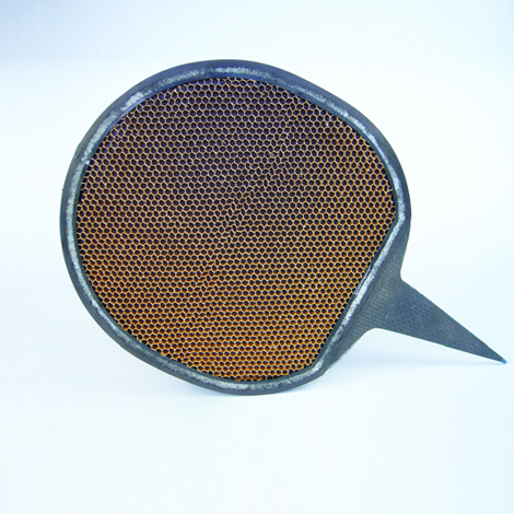 A single blade displaying double ring and nomex